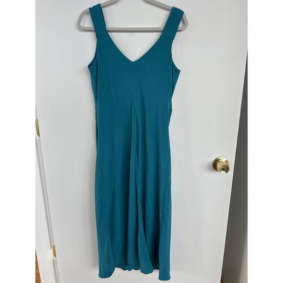 TAHARI Midi Shift Dress, Size M,EUC - Picture 4 of 7